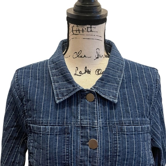 Christopher & Banks striped Denim Jean Jacket Blue Size Medium stretch Cotton - Picture 2 of 10